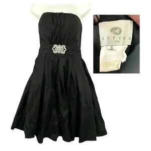 Black Strapless Pleated Cocktail Dress SMALL Rhinestone Center Puff Skirt Aspeed